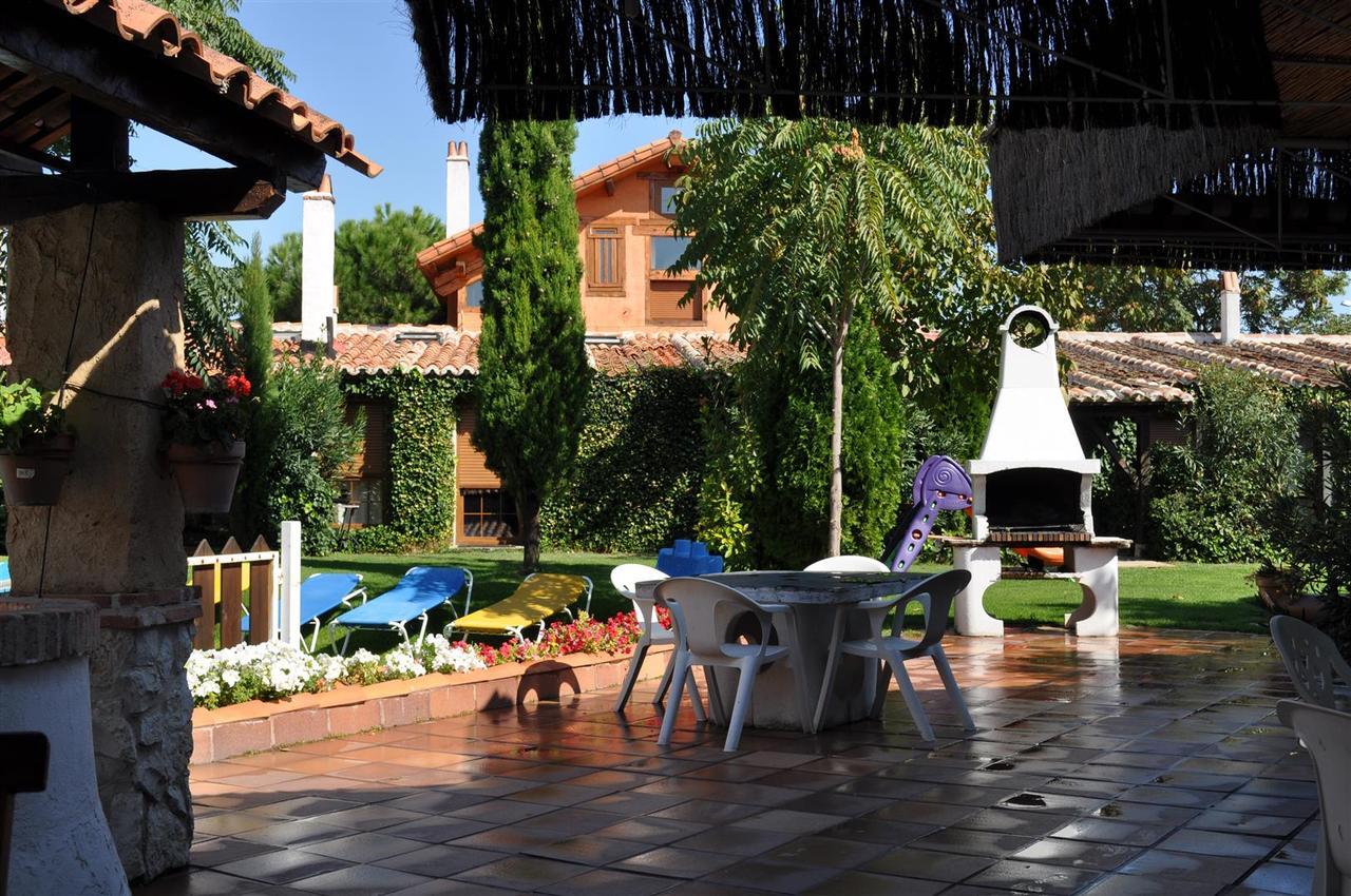 Hospedium Hacienda Las Cavas Olmedo Exterior photo